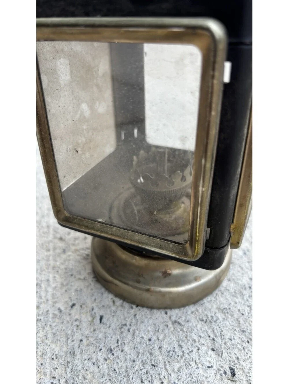 Antique Brass Oil Lantern Black Gold Metal Glass 8x4in Collectible Lamp Brass